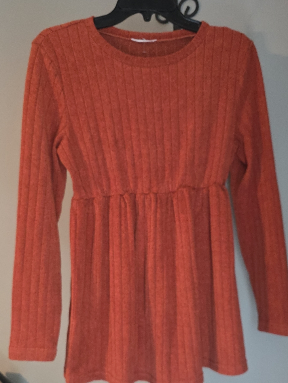 Ribbed Peplum Crewneck Sweater in Rust Orange Size S